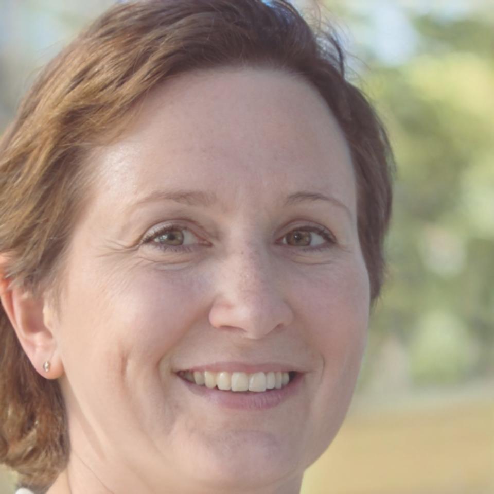 Carmen Ruiz, Directora de Análisis